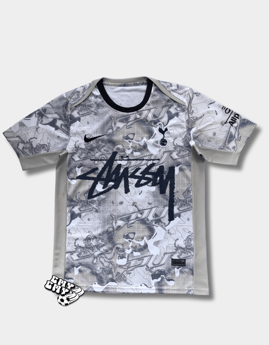 STÜSSY x TOTTENHAM - TRAINING KIT - The Kit Outlet